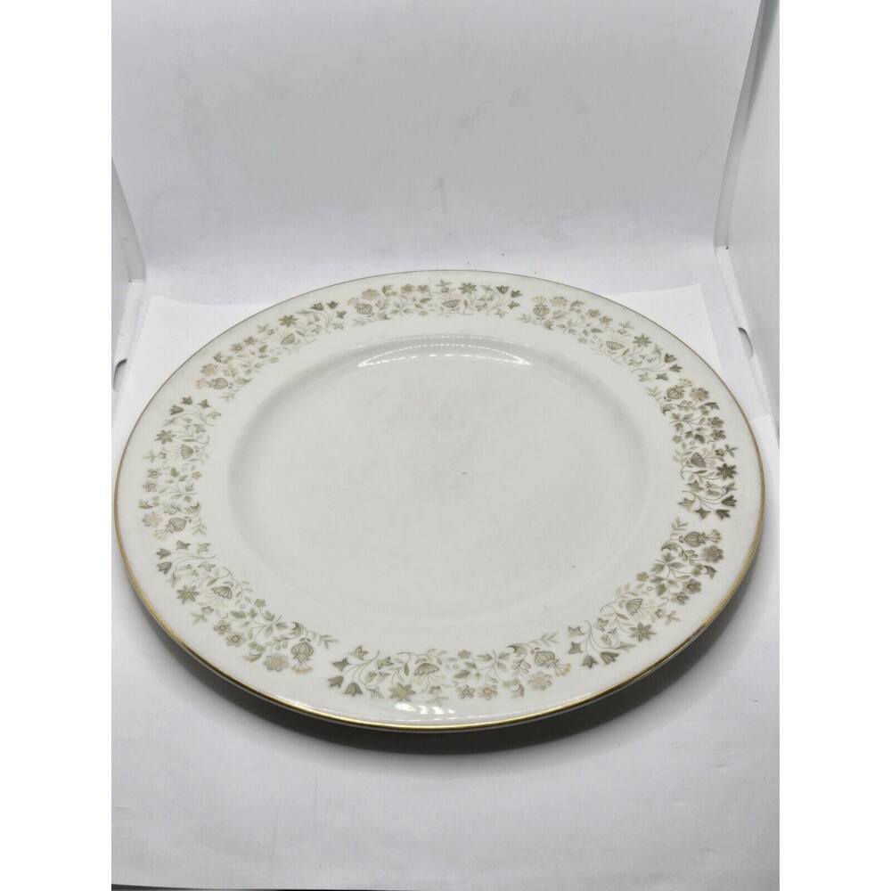 Vintage Royal Doulton WESTFIELD Pattern 10.5/8" Dinner Plates Set of 3